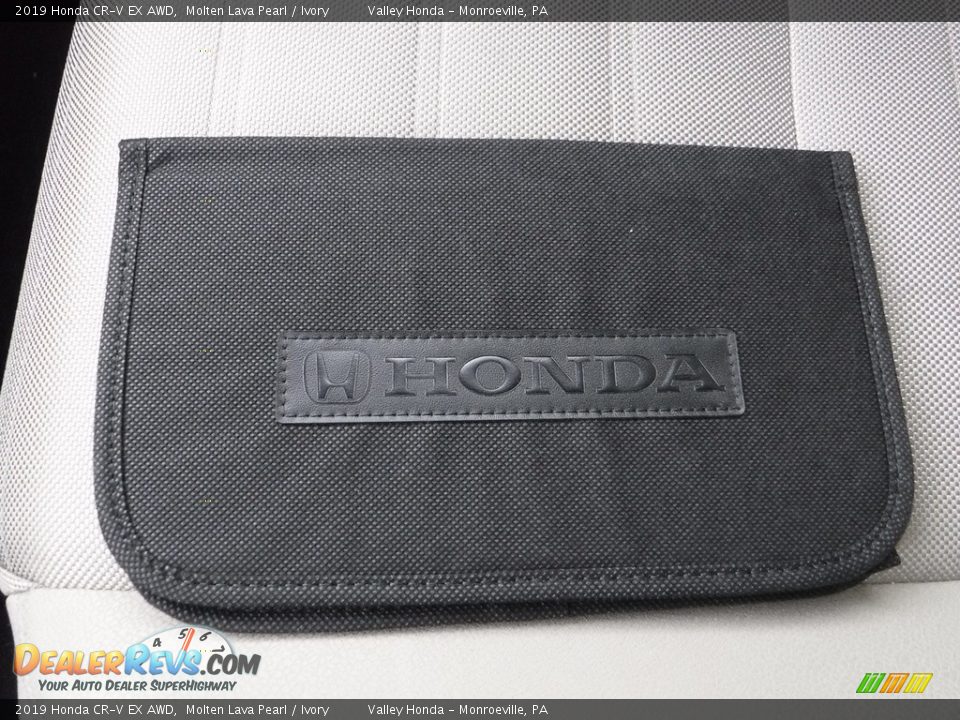 2019 Honda CR-V EX AWD Molten Lava Pearl / Ivory Photo #28