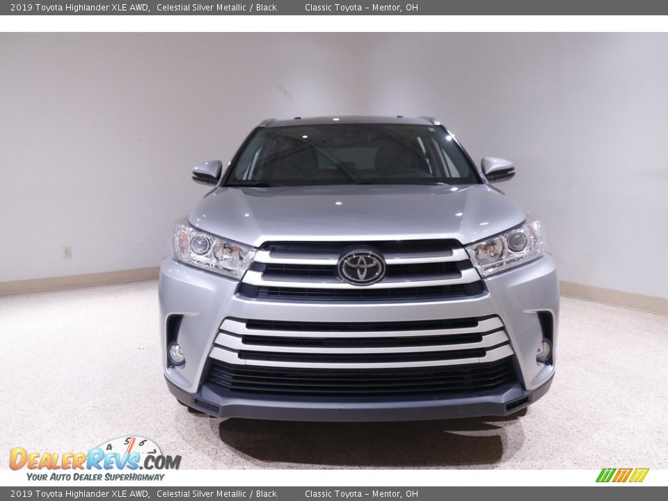 2019 Toyota Highlander XLE AWD Celestial Silver Metallic / Black Photo #2