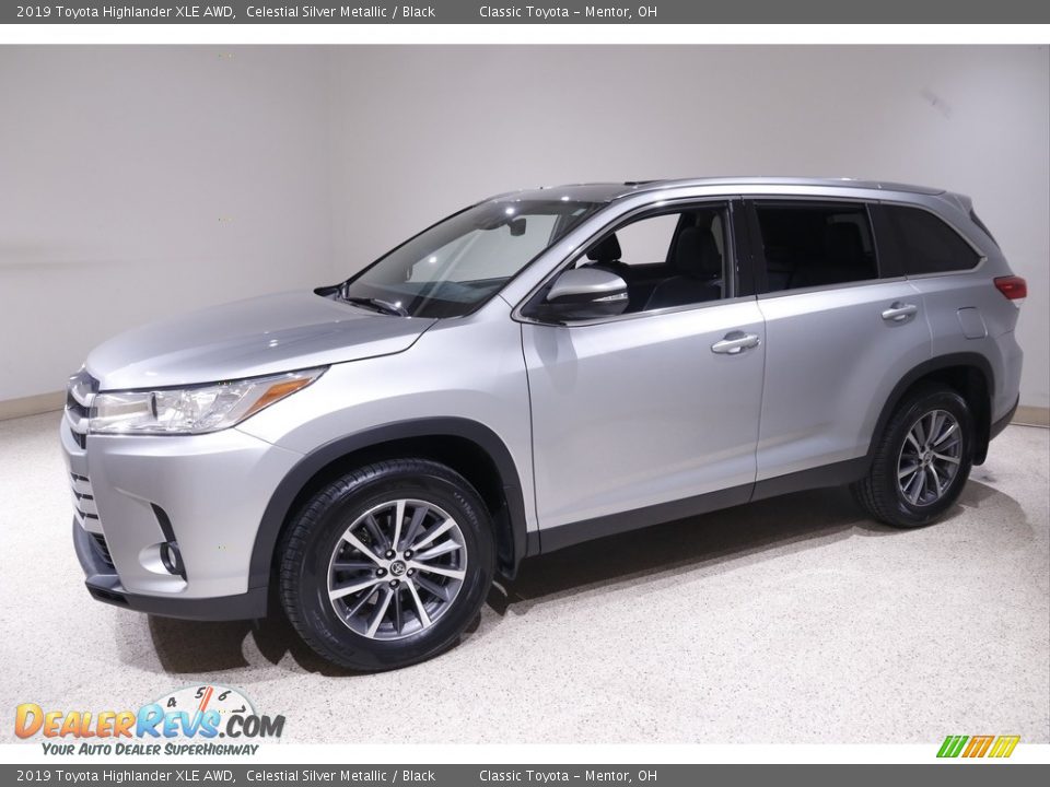 2019 Toyota Highlander XLE AWD Celestial Silver Metallic / Black Photo #3