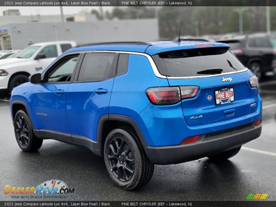 2022 Jeep Compass Latitude Lux 4x4 Laser Blue Pearl / Black Photo #4