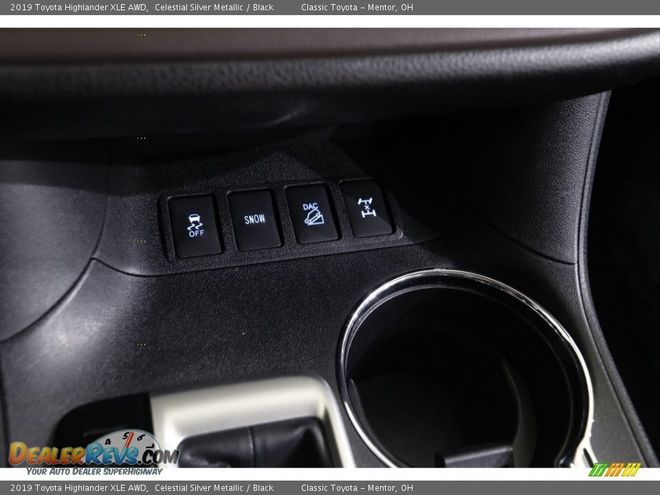2019 Toyota Highlander XLE AWD Celestial Silver Metallic / Black Photo #15