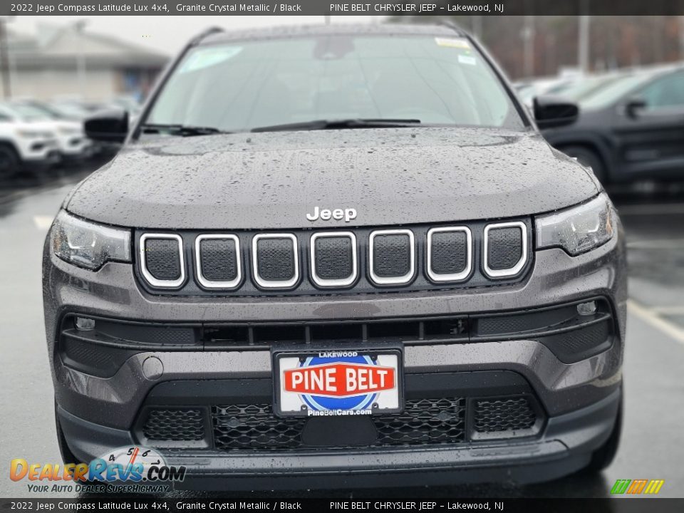 2022 Jeep Compass Latitude Lux 4x4 Granite Crystal Metallic / Black Photo #2