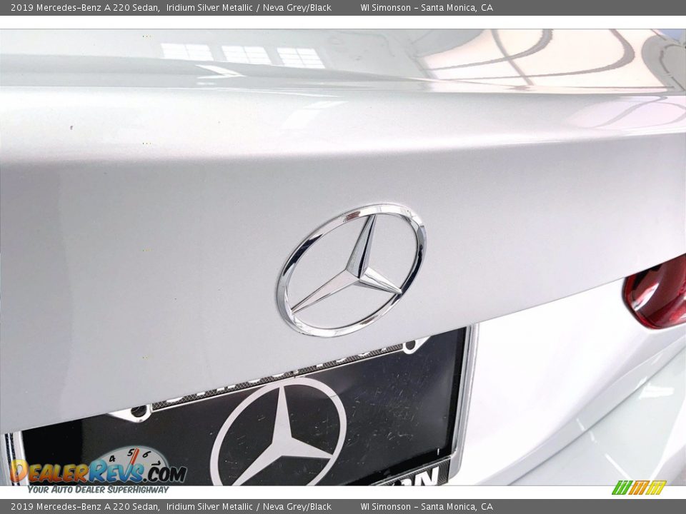 2019 Mercedes-Benz A 220 Sedan Iridium Silver Metallic / Neva Grey/Black Photo #7
