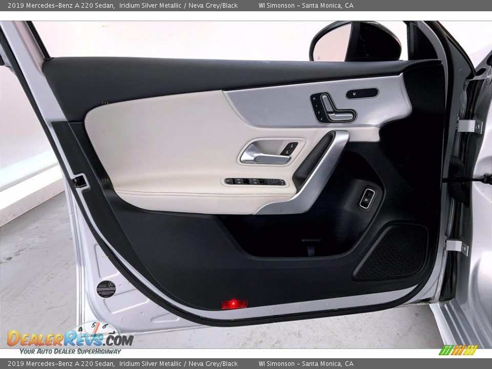 2019 Mercedes-Benz A 220 Sedan Iridium Silver Metallic / Neva Grey/Black Photo #26