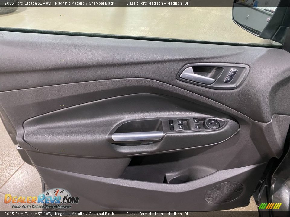 2015 Ford Escape SE 4WD Magnetic Metallic / Charcoal Black Photo #7