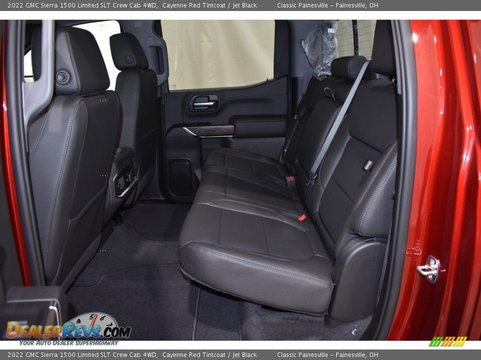 2022 GMC Sierra 1500 Limited SLT Crew Cab 4WD Cayenne Red Tintcoat / Jet Black Photo #8