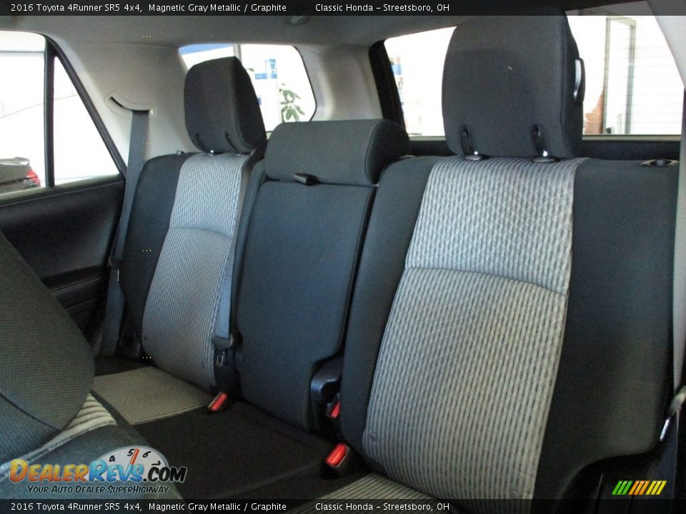 2016 Toyota 4Runner SR5 4x4 Magnetic Gray Metallic / Graphite Photo #25