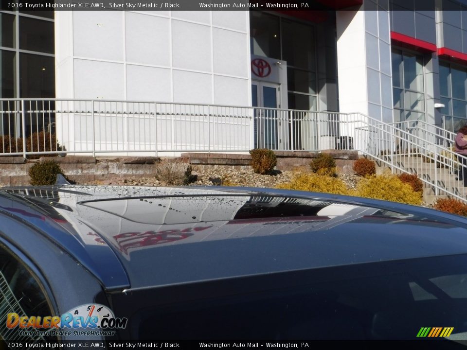2016 Toyota Highlander XLE AWD Silver Sky Metallic / Black Photo #3