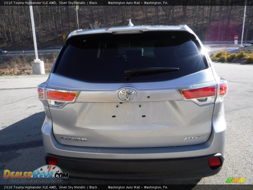 2016 Toyota Highlander XLE AWD Silver Sky Metallic / Black Photo #14