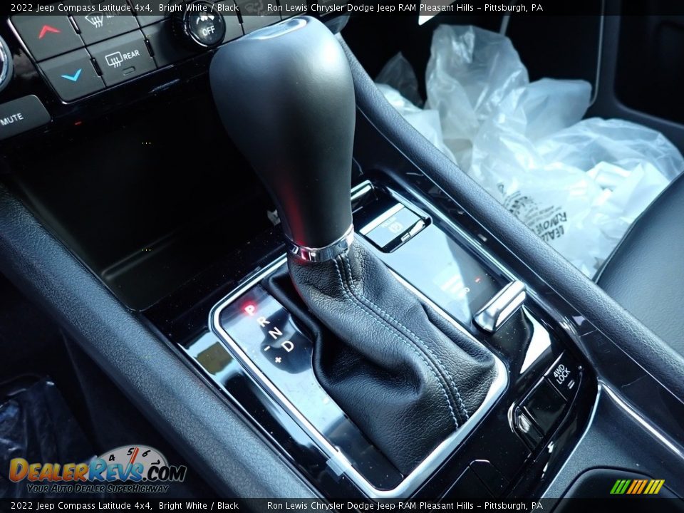 2022 Jeep Compass Latitude 4x4 Shifter Photo #16