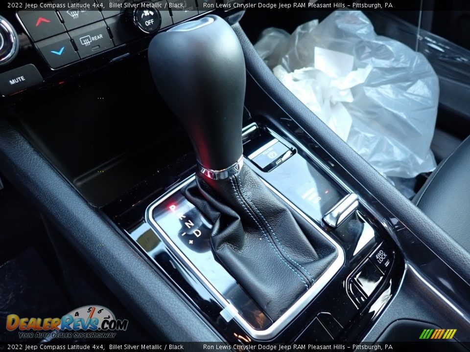 2022 Jeep Compass Latitude 4x4 Billet Silver Metallic / Black Photo #16