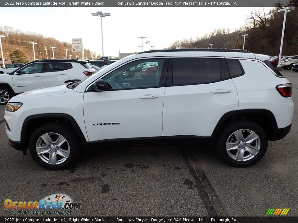 2022 Jeep Compass Latitude 4x4 Bright White / Black Photo #2