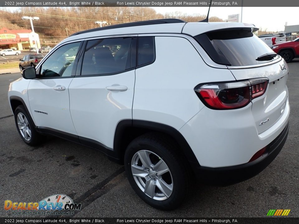 2022 Jeep Compass Latitude 4x4 Bright White / Black Photo #3