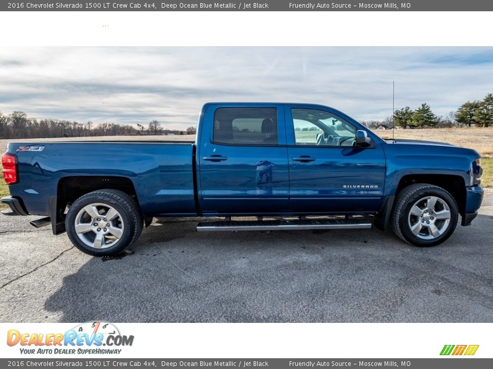 2016 Chevrolet Silverado 1500 LT Crew Cab 4x4 Deep Ocean Blue Metallic / Jet Black Photo #3