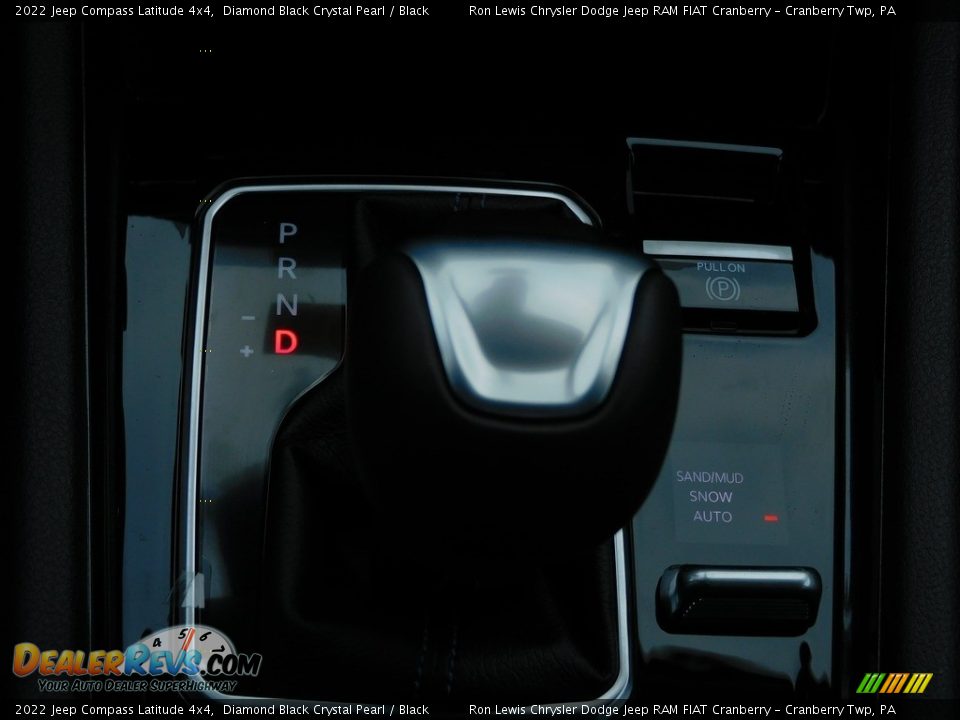 2022 Jeep Compass Latitude 4x4 Diamond Black Crystal Pearl / Black Photo #18