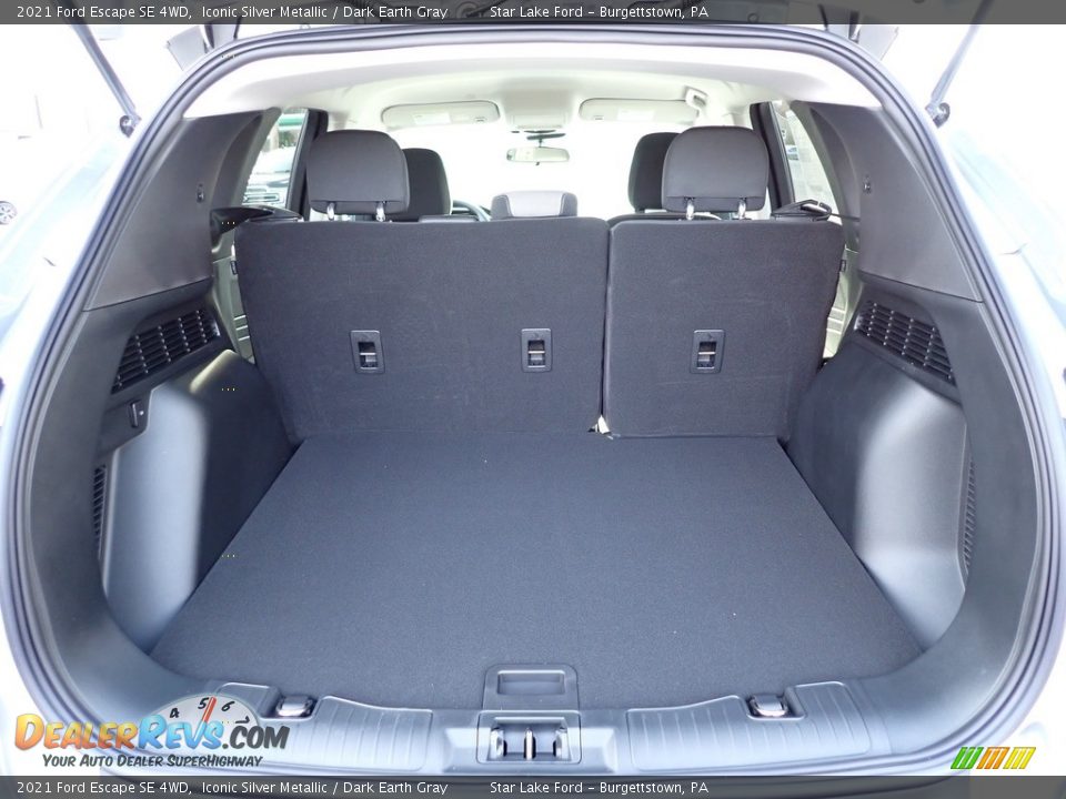 2021 Ford Escape SE 4WD Trunk Photo #5