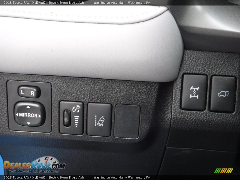 2018 Toyota RAV4 XLE AWD Electric Storm Blue / Ash Photo #8