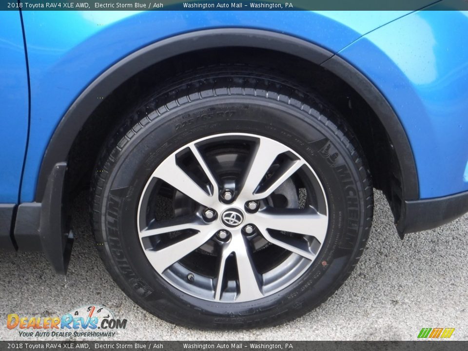 2018 Toyota RAV4 XLE AWD Electric Storm Blue / Ash Photo #9