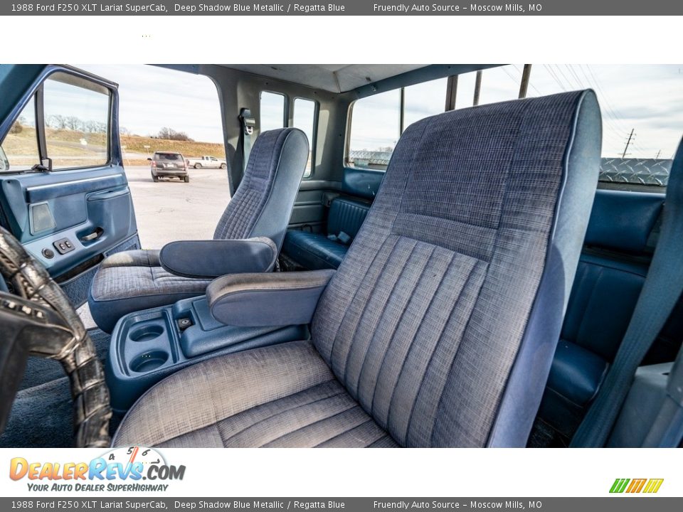 Front Seat of 1988 Ford F250 XLT Lariat SuperCab Photo #18