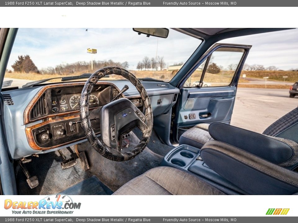 Regatta Blue Interior - 1988 Ford F250 XLT Lariat SuperCab Photo #20