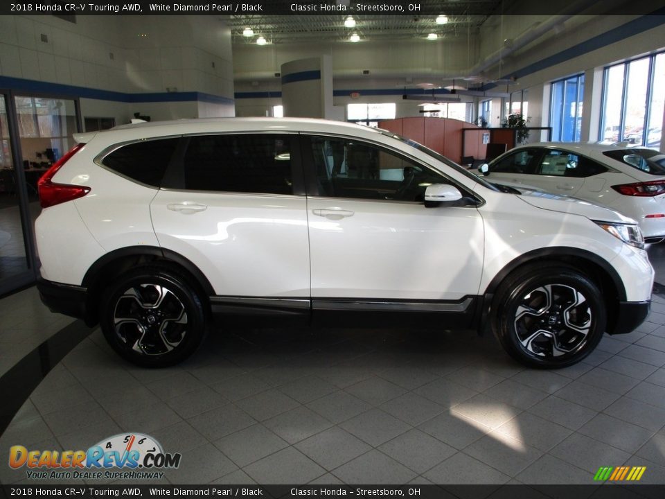 2018 Honda CR-V Touring AWD White Diamond Pearl / Black Photo #4