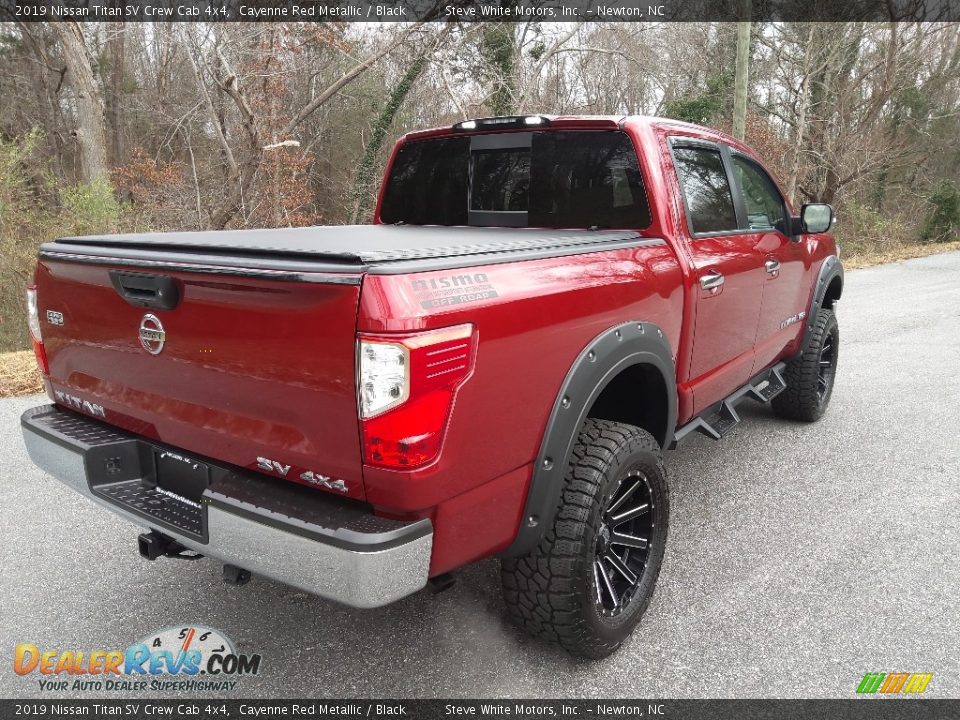 2019 Nissan Titan SV Crew Cab 4x4 Cayenne Red Metallic / Black Photo #7