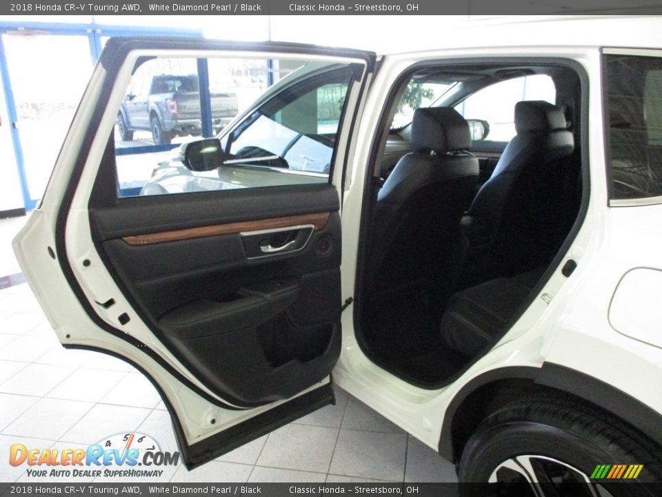 2018 Honda CR-V Touring AWD White Diamond Pearl / Black Photo #23