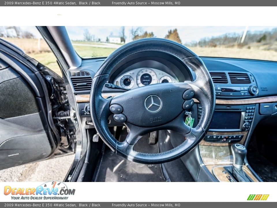 2009 Mercedes-Benz E 350 4Matic Sedan Black / Black Photo #27