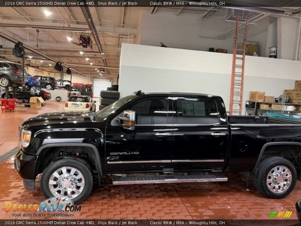 2019 GMC Sierra 2500HD Denali Crew Cab 4WD Onyx Black / Jet Black Photo #3