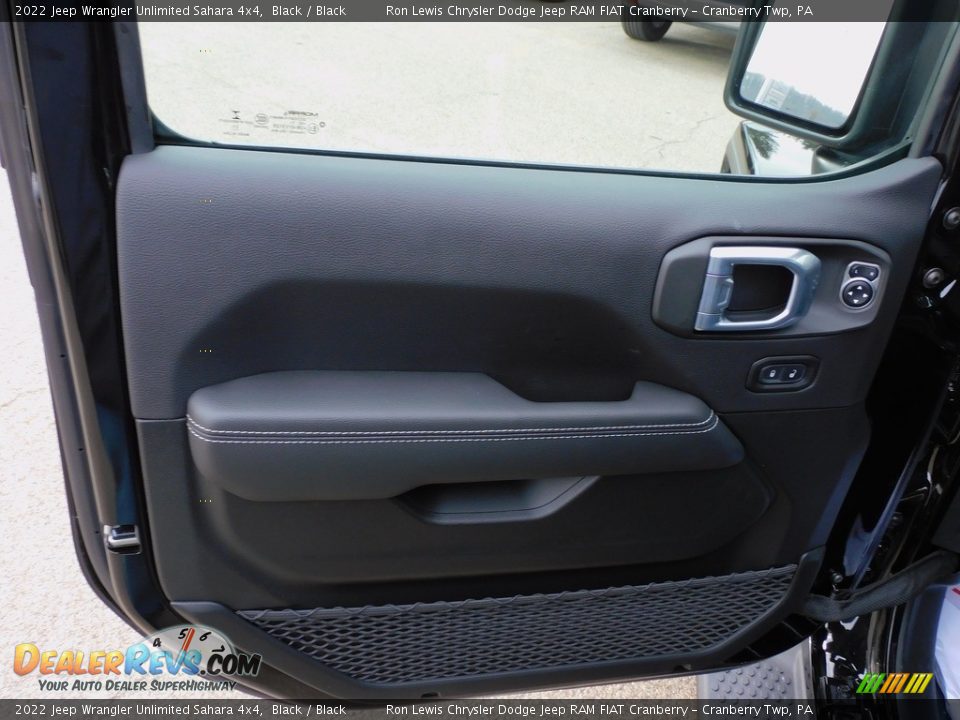 Door Panel of 2022 Jeep Wrangler Unlimited Sahara 4x4 Photo #14