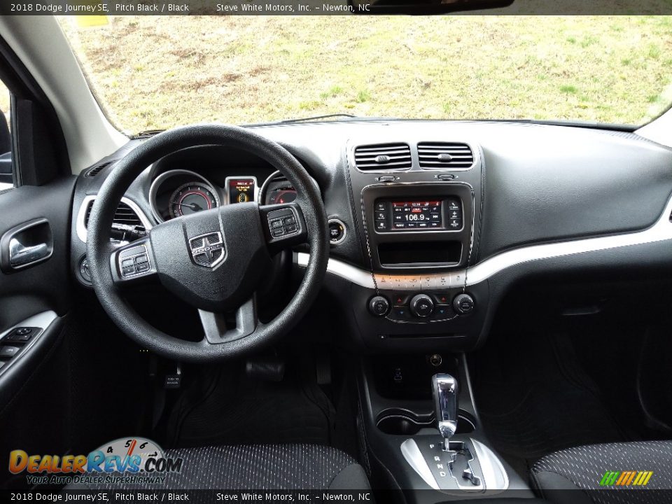 2018 Dodge Journey SE Pitch Black / Black Photo #21