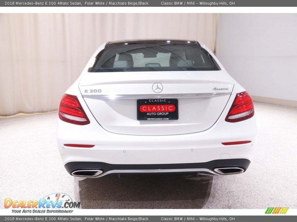 2018 Mercedes-Benz E 300 4Matic Sedan Polar White / Macchiato Beige/Black Photo #22