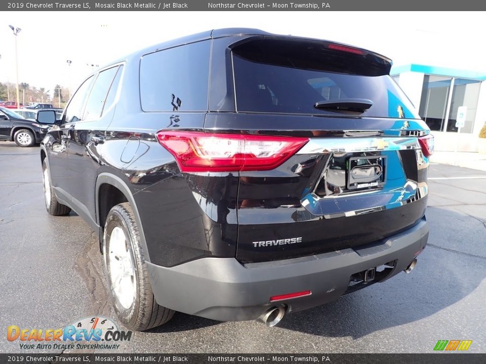 2019 Chevrolet Traverse LS Mosaic Black Metallic / Jet Black Photo #5