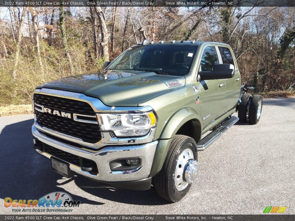 2022 Ram 4500 SLT Crew Cab 4x4 Chassis Olive Green Pearl / Black/Diesel Gray Photo #2