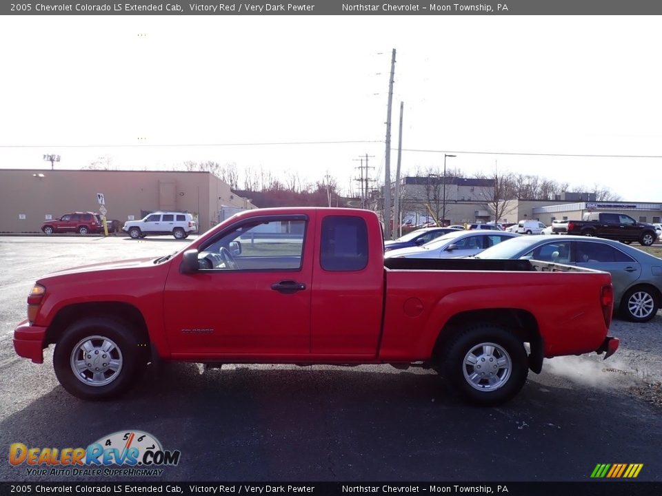 2005 Chevrolet Colorado LS Extended Cab Victory Red / Very Dark Pewter Photo #2