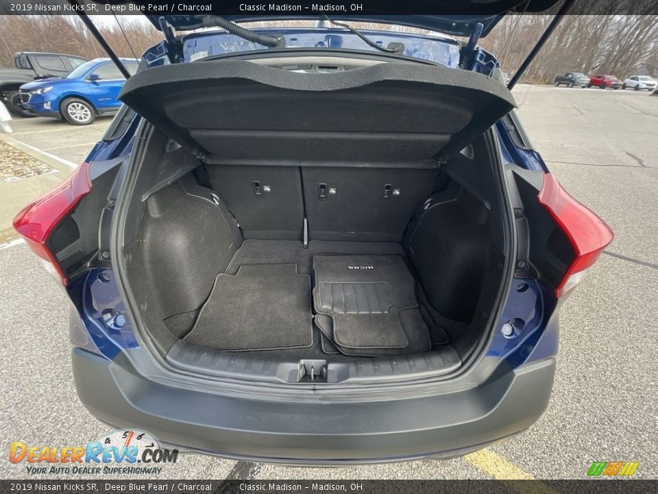 2019 Nissan Kicks SR Deep Blue Pearl / Charcoal Photo #18