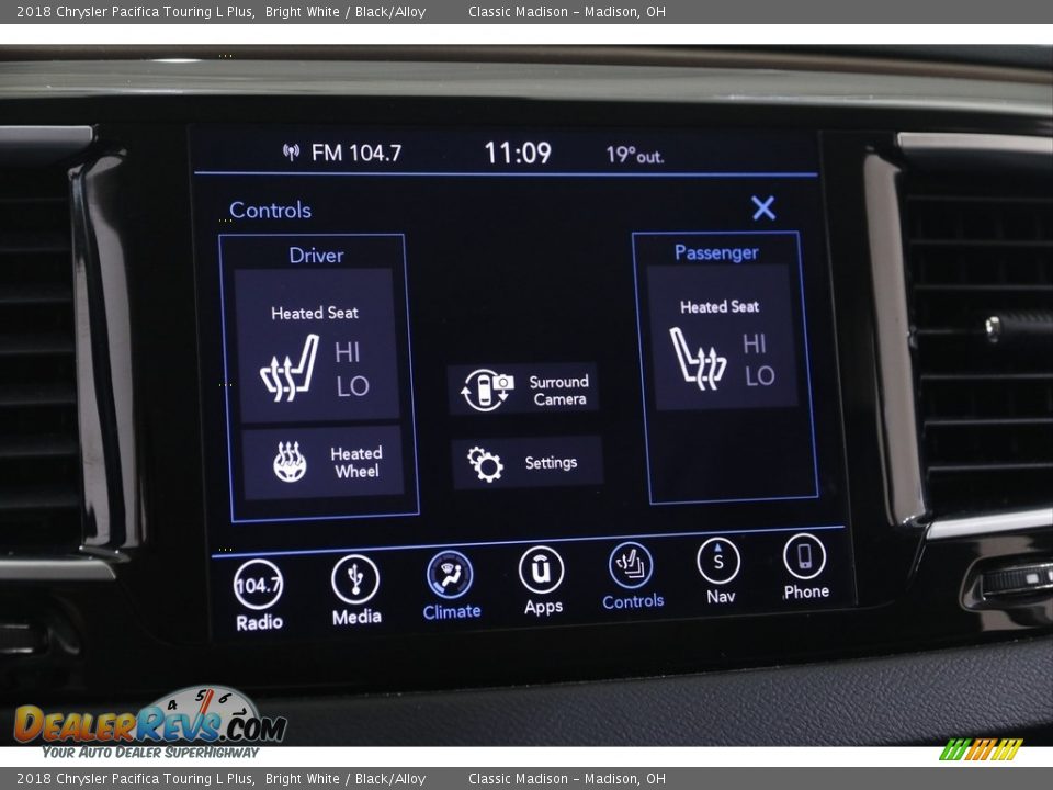 2018 Chrysler Pacifica Touring L Plus Bright White / Black/Alloy Photo #12