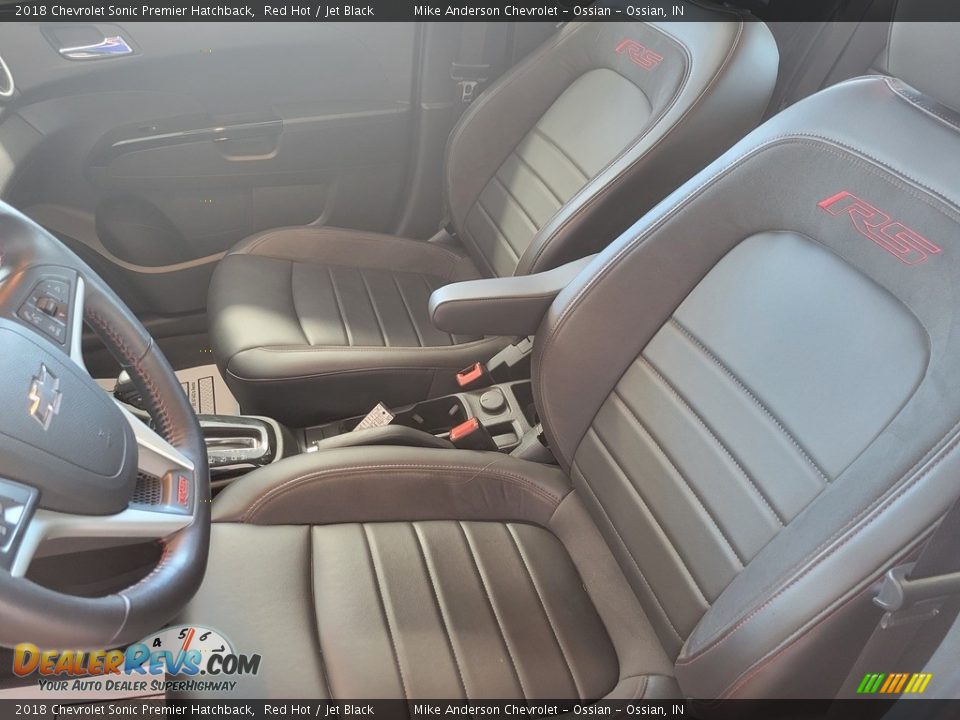 Front Seat of 2018 Chevrolet Sonic Premier Hatchback Photo #15