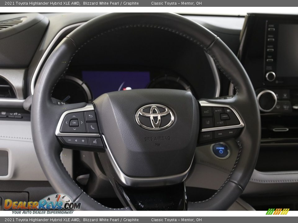 2021 Toyota Highlander Hybrid XLE AWD Blizzard White Pearl / Graphite Photo #7
