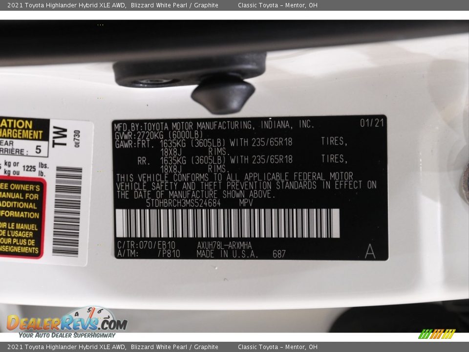 2021 Toyota Highlander Hybrid XLE AWD Blizzard White Pearl / Graphite Photo #22