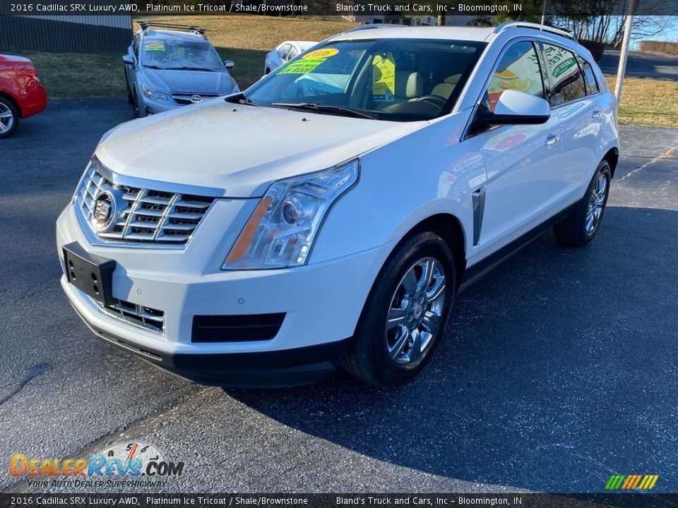 2016 Cadillac SRX Luxury AWD Platinum Ice Tricoat / Shale/Brownstone Photo #2