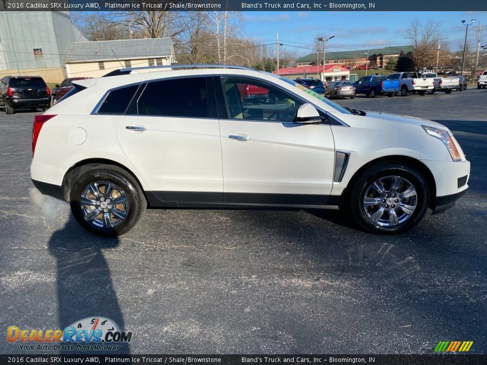 2016 Cadillac SRX Luxury AWD Platinum Ice Tricoat / Shale/Brownstone Photo #5