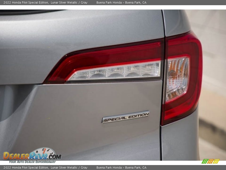 2022 Honda Pilot Special Edition Lunar Silver Metallic / Gray Photo #7