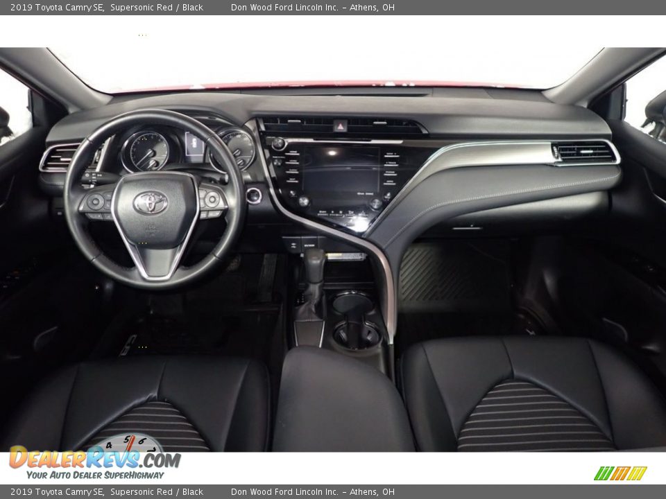 2019 Toyota Camry SE Supersonic Red / Black Photo #25