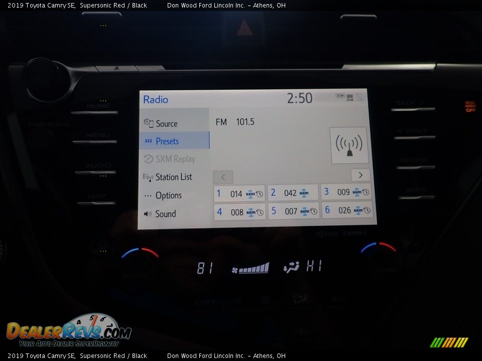 2019 Toyota Camry SE Supersonic Red / Black Photo #27