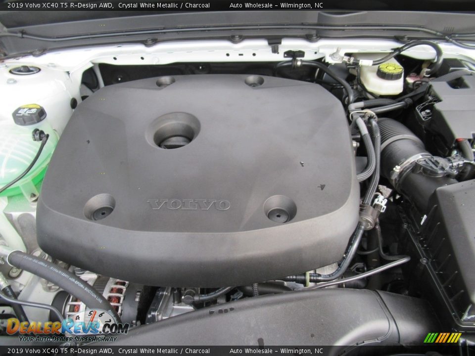 2019 Volvo XC40 T5 R-Design AWD 2.0 Liter Turbocharged DOHC 16-Valve VVT 4 Cylinder Engine Photo #6