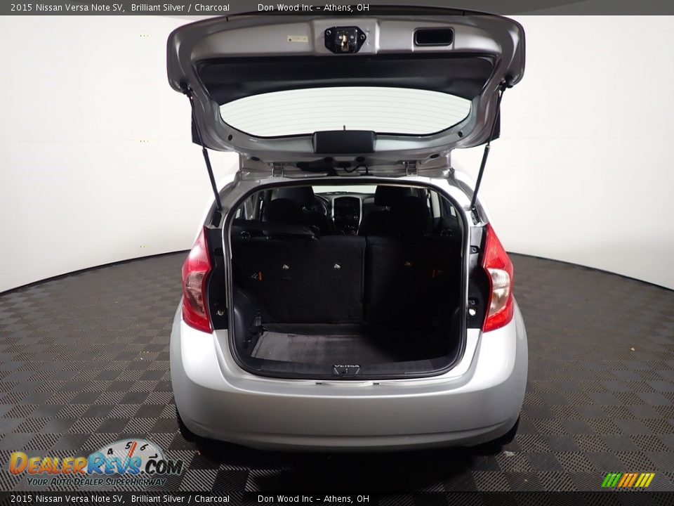 2015 Nissan Versa Note SV Brilliant Silver / Charcoal Photo #13