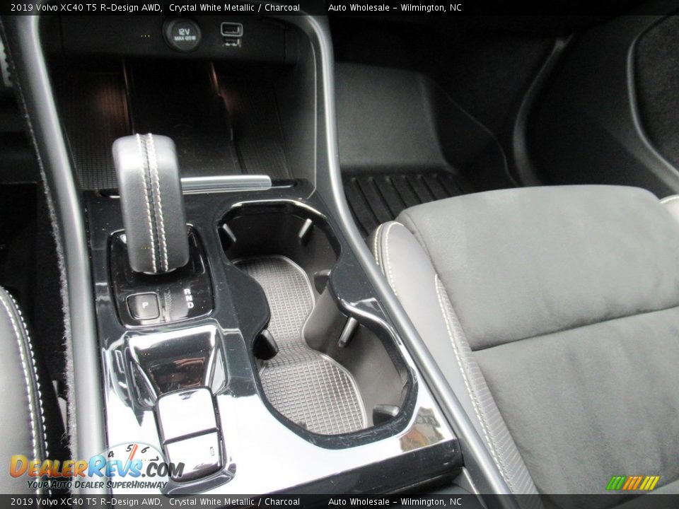2019 Volvo XC40 T5 R-Design AWD Crystal White Metallic / Charcoal Photo #19