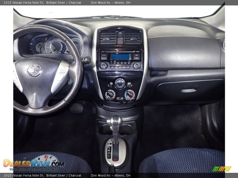 2015 Nissan Versa Note SV Brilliant Silver / Charcoal Photo #24