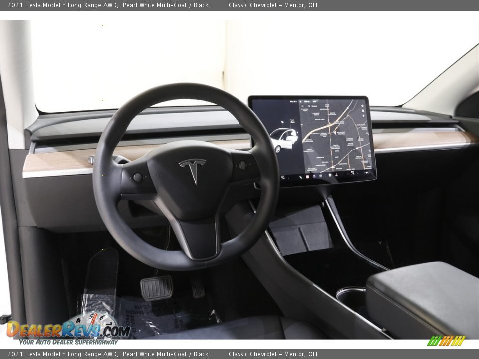 Dashboard of 2021 Tesla Model Y Long Range AWD Photo #6